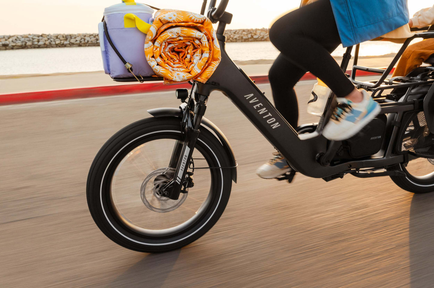 Aventon Abound LR Electric Bike Feature Front Tyre