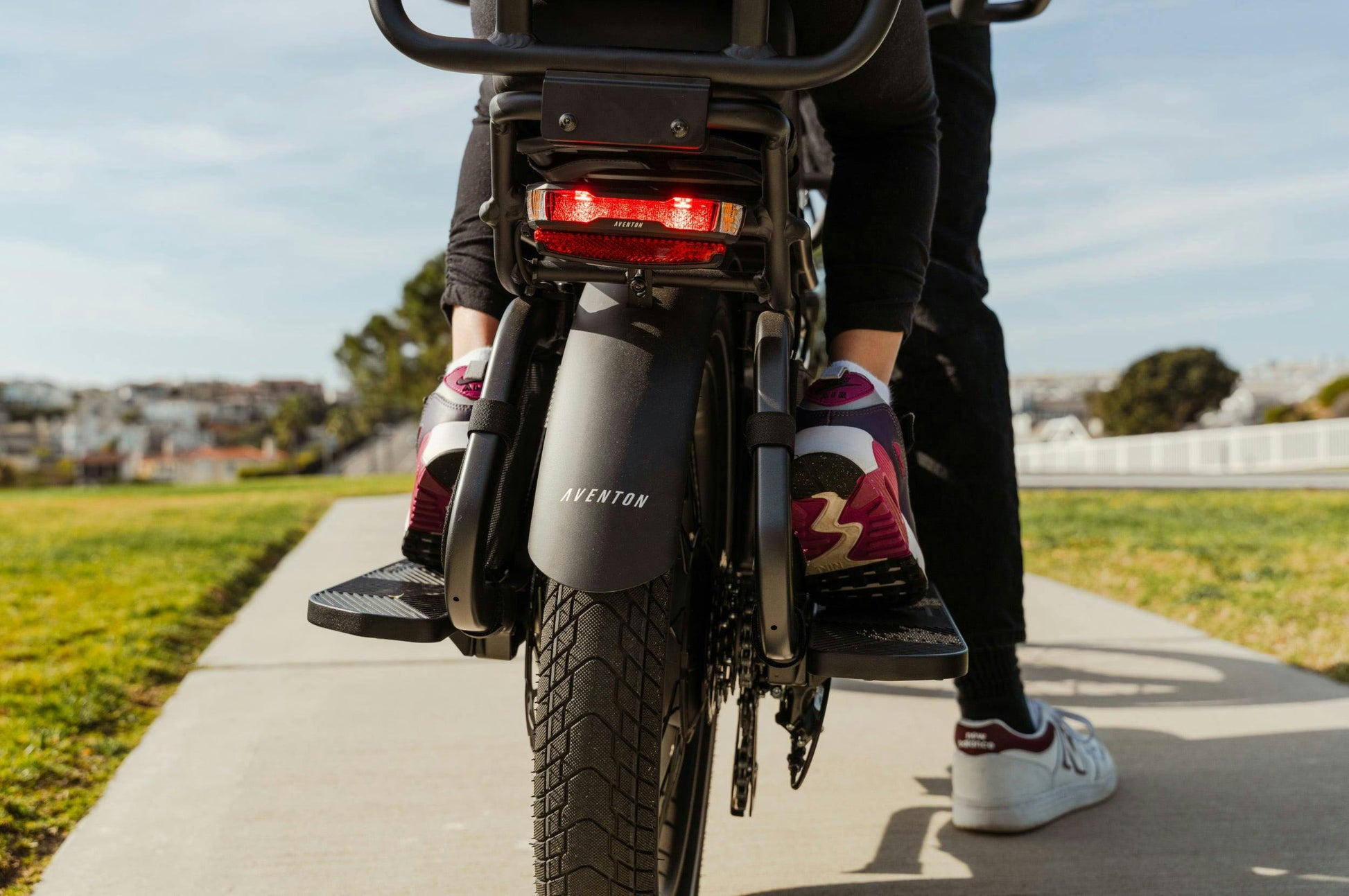 Aventon Abound LR Electric Bike Feature Taillight