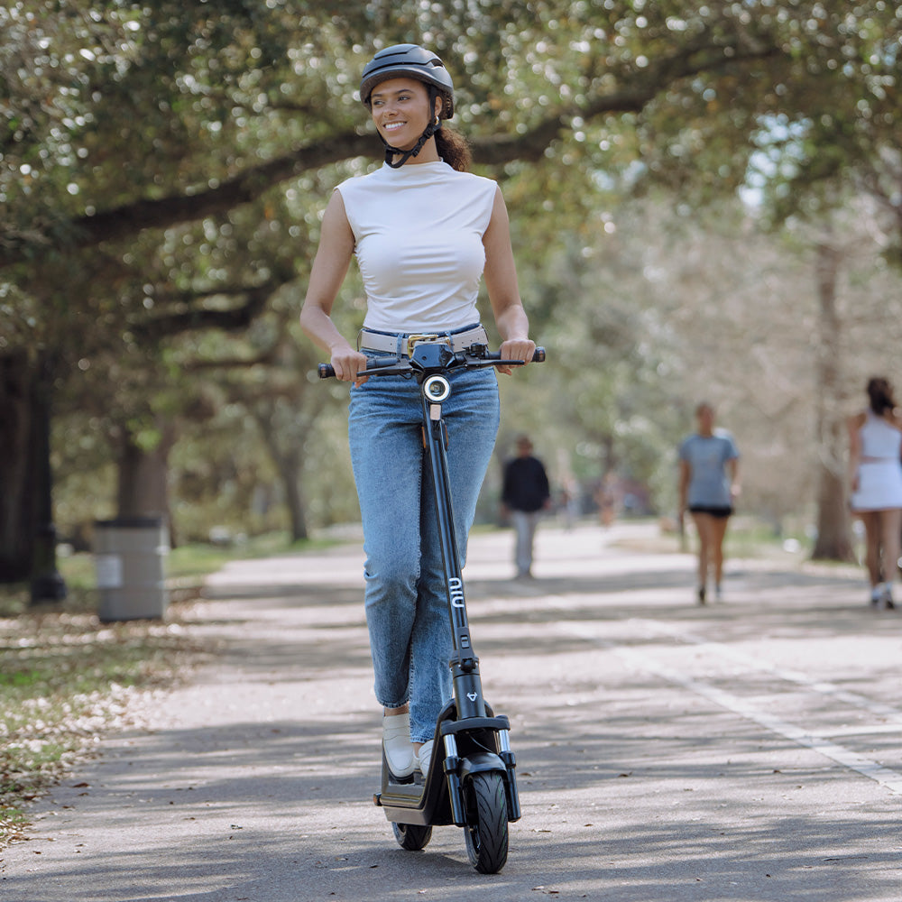 NIU KQi 300P Electric Scooter Lifestyle Riding