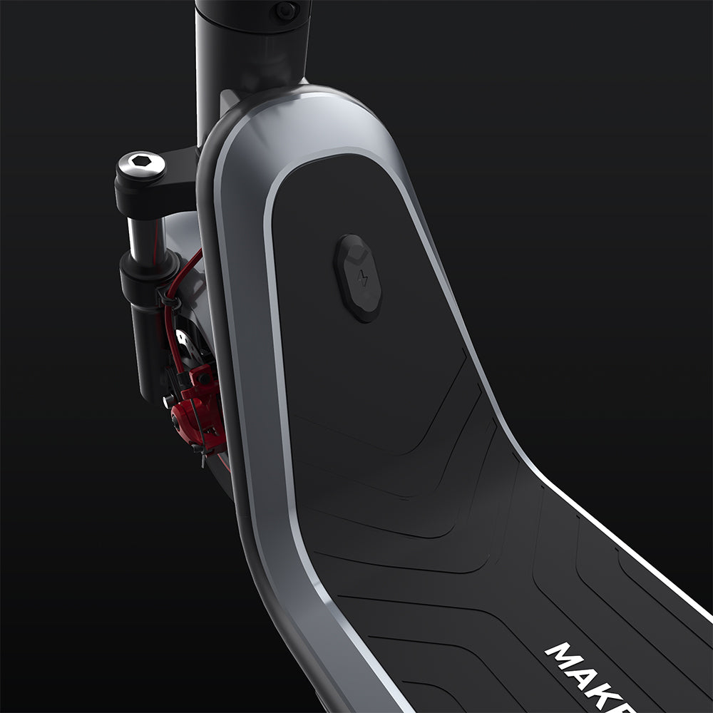 NIU KQi 300X Electric Scooter Feature Charging Port