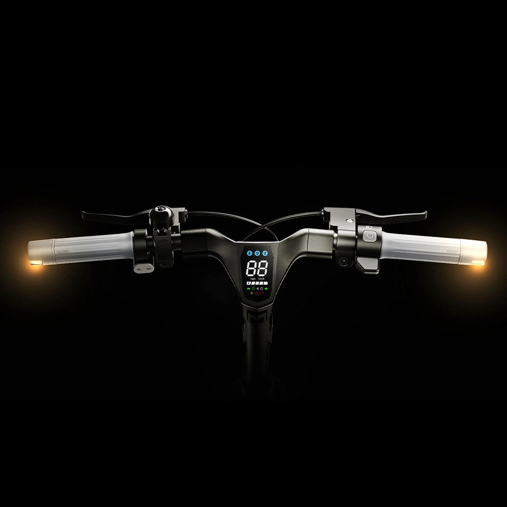 Navee ST3 Pro Electric Scooter Feature Ergonomic Handlebars
