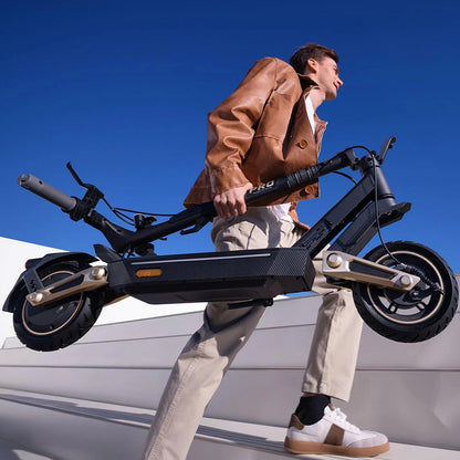 Navee ST3 Pro Electric Scooter Lifestyle Folded