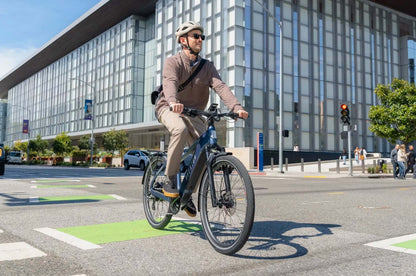 aventon level 4 rec lifestyle riding city