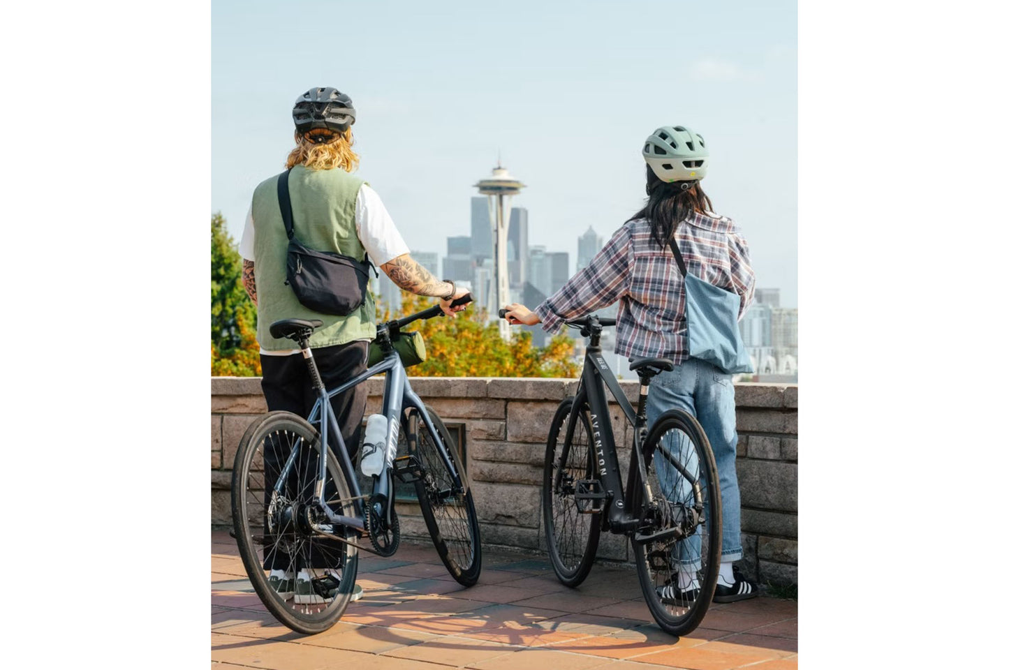 aventon soltera 3 adv lifestyle pair
