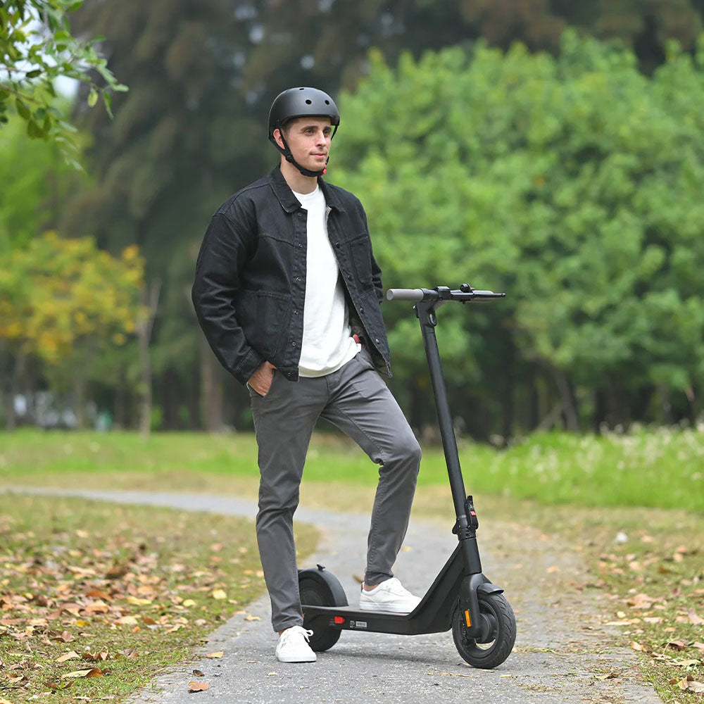 inmotion air electric scooter lifestyle static park