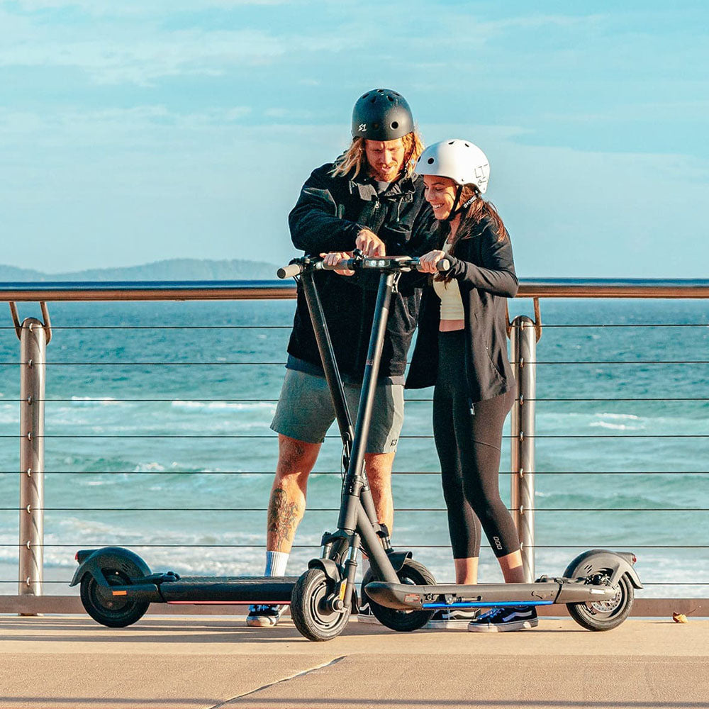 inmotion s1 electric scooter lifestyle couple