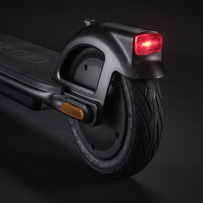 pure air 5 pro black feature brake light