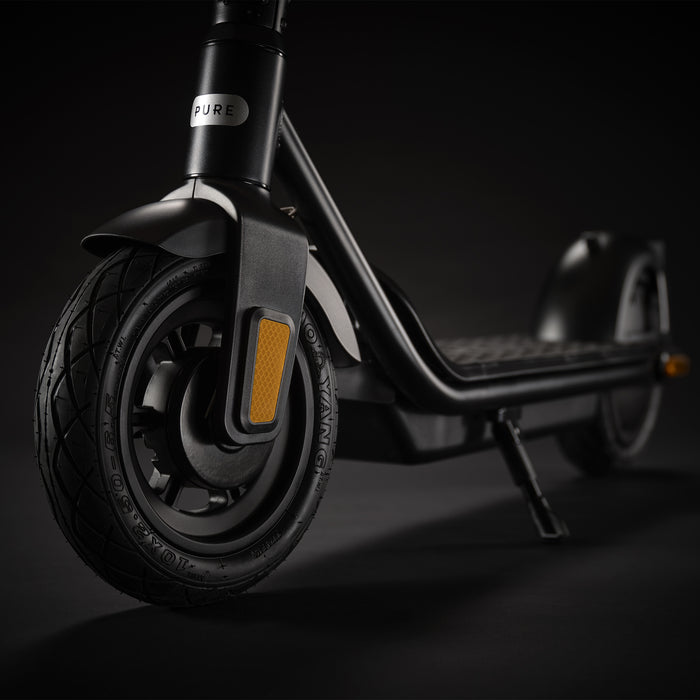 pure air 5 pro black feature front tyre