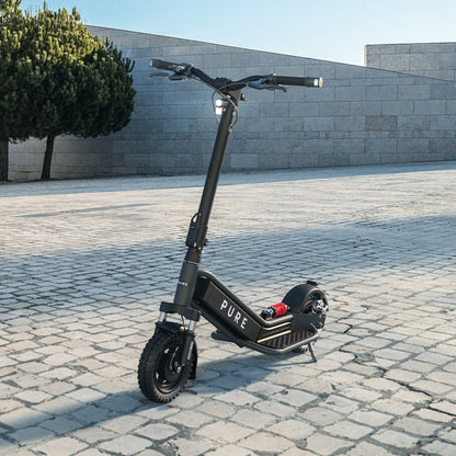 pure escape ultra max lifestyle front side