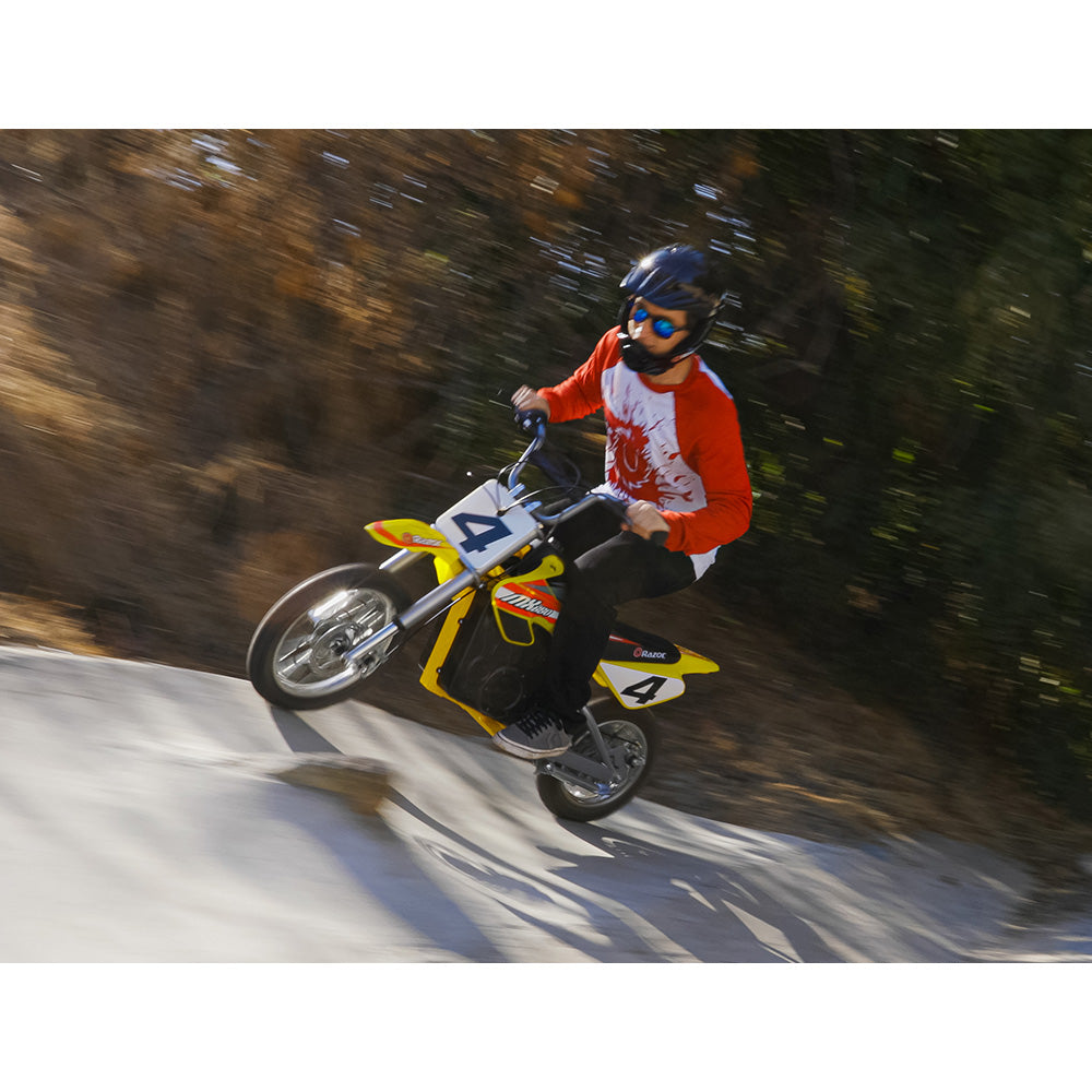razor dirt rocket mx650 lifestyle riding