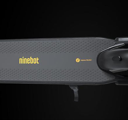 | Ninebot Max G30P (Gen 1) |  Ninebot Max Global Edition Base