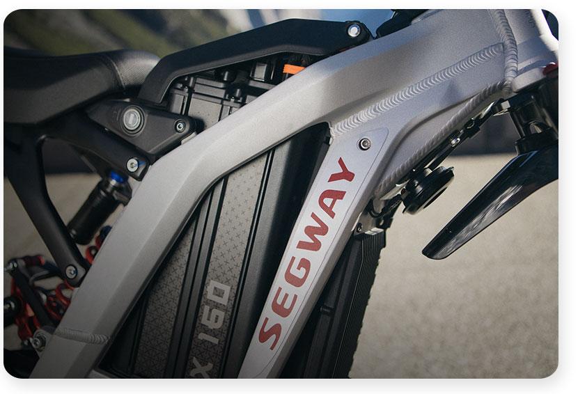 lifestyle-segway x160 dirtbike closeup