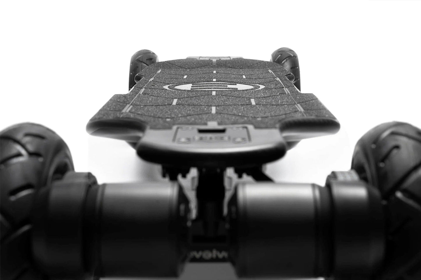 evolve gtr 2 carbon electric skateboard